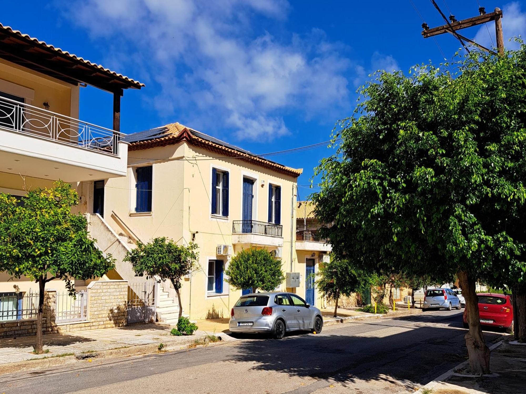 Family Stone Apartment Kyparissia Exterior foto