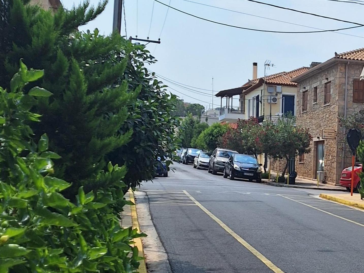 Family Stone Apartment Kyparissia Exterior foto