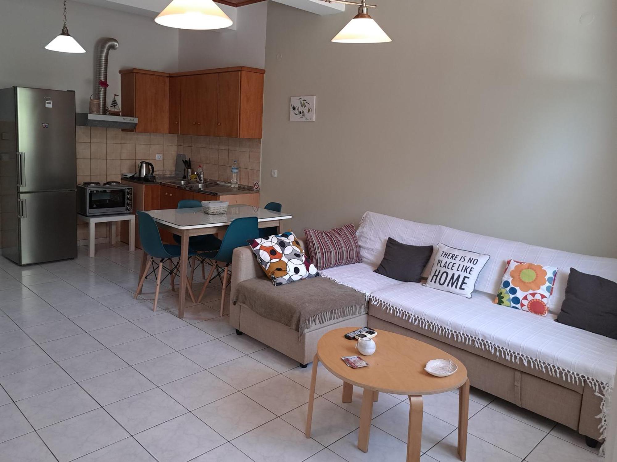 Family Stone Apartment Kyparissia Exterior foto